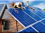 چه قدر انرژی می توانید از پنل های خورشیدی روی سقف خانه تان دریافت کنید؟