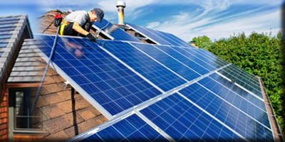 چه قدر انرژی می توانید از پنل های خورشیدی روی سقف خانه تان دریافت کنید؟