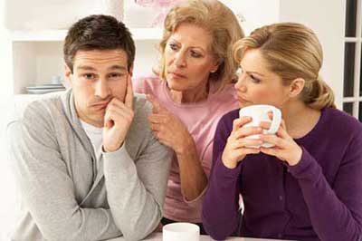 ازدواج به شرط زندگی با مادر شوهر