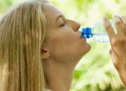 نکاتی درباره نوشیدن آب سرد بعد از غذا