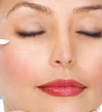 برجسته کردن گونه ها با جراحی پلاستیک یا تزریق ژل؟