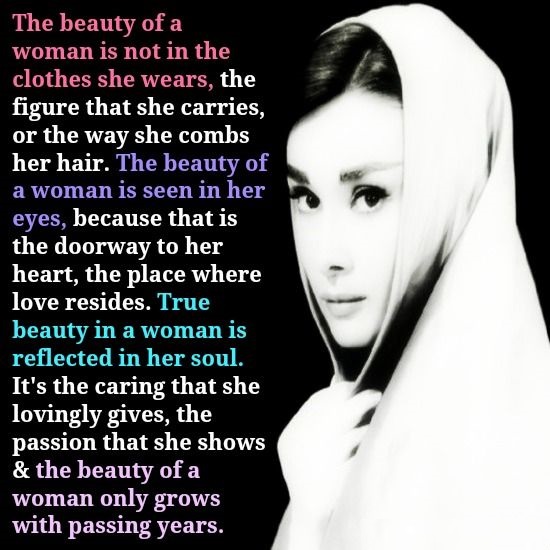 متن کوتاه و آموزنده انگلیسی با ترجمه فارسی | زیبایی یک زن