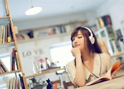 لیست 20 بهترین آهنگ شاد انگلیسی با متن+ دانلود