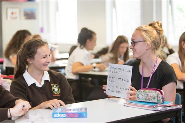 بهترین روش نوشتن تجارب کاری در رزومه زبان انگلیسی