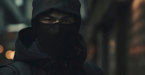 استاک کردن یعنی چه؟ معنی استاک و استاکر در فضای مجازی و توییتر