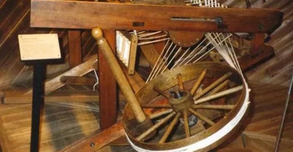 جیمز هارگریوز و اختراع چرخ ریسندگی جنی