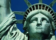 چرا مجسمه آزادی سبز رنگ است؟