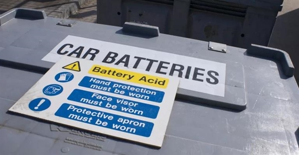 اسید باتری چیست؟ حقایق درباره اسید سولفوریک