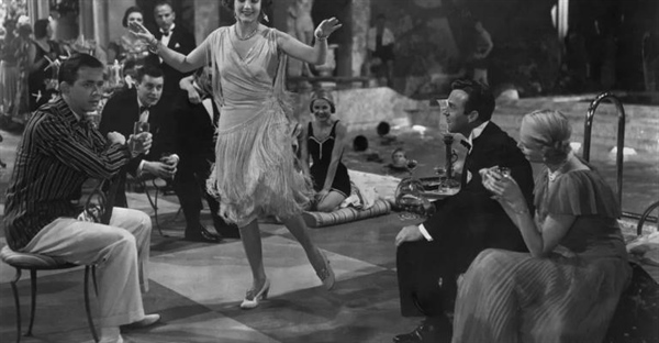 نسل گمشده: بررسی تأثیرات جنگ جهانی اول بر ارزش ها و هویت افراد