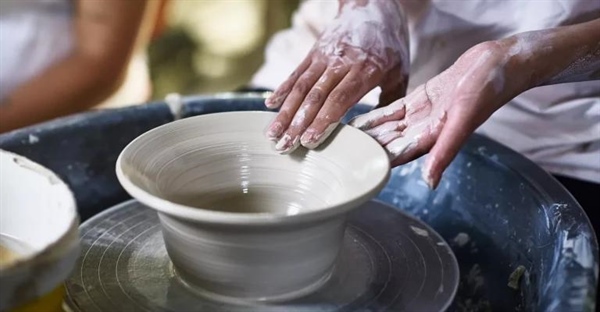 چرخ چگونه و چه زمانی اختراع شد؟ + کاربردهای چرخ از ابتدا تا کنون