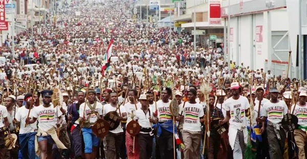 پایان آپارتاید: چگونه و چه زمانی رخ داد؟