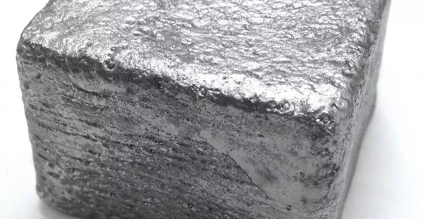 فلز تلوریوم: ویژگی ها و کاربردها