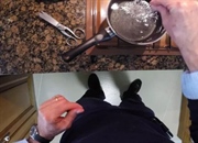 چرا به آب در حال جوشیدن نمک اضافه میکنیم؟