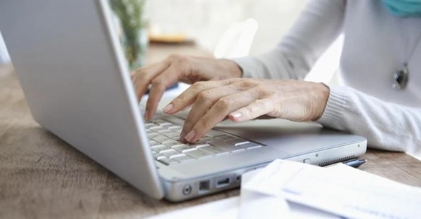 مزایا و معایب فریلنسر بودن یک طراح وب