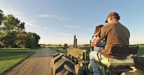 تغییرات ماشین آلات و فناوری کشاورزی از 1776 تا 1990