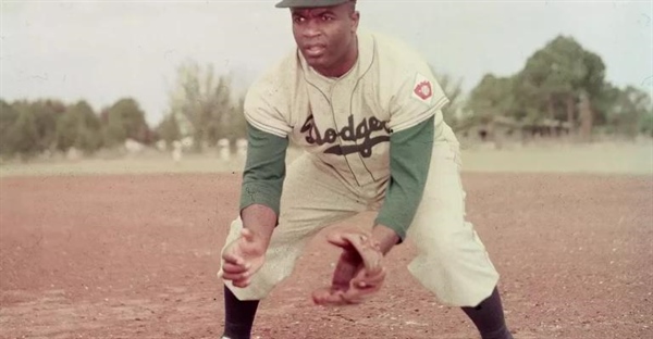 جکی رابینسون چگونه تاریخ سازی کرد؟