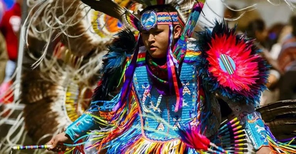 بومیان آمریکا چه کسانی هستند؟