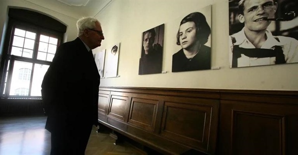 زندگینامه سوفی شول: نماد مقاومت علیه نازی ها