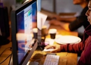 تفاوت طراحی وب و توسعه وب: کدام برای شما مناسب است؟