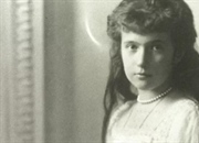 آناستازیا رومانوف: سرنوشت غم‌انگیز آخرین دوشس روسیه | بیوگرافی کامل