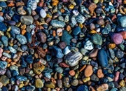 کانی‌های سطح زمین: سفری از کوه‌ها تا سنگ‌های رسوبی (راهنمای جامع)