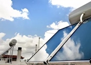 آبگرمکن خورشیدی: مزایا، قیمت و هر آنچه باید بدانید!