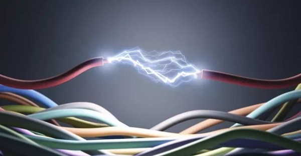 رسانایی الکتریکی چیست؟ تعریف، واحدها، عوامل موثر و مثال‌ها