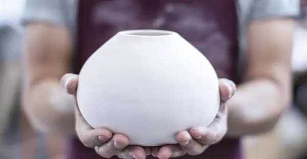 کاربرد سرامیک در شیمی: بررسی جامع خواص، انواع و فرآیند ساخت