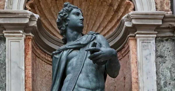 نمادهای آپولو: راز و رمز خدای خورشید، موسیقی و پیشگویی