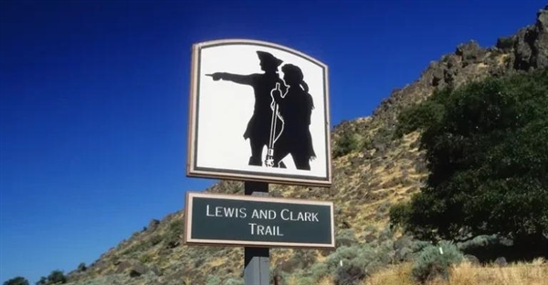 سفر لوئیس و کلارک: اکتشاف حماسی غرب آمریکا و دستاوردهای آن