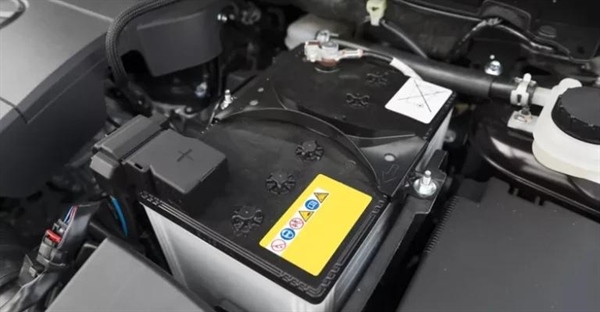 سرب: تاریخچه، خواص، کاربردها و خطرات این فلز خاکستری