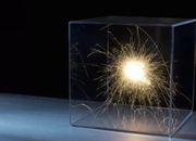 نیروی الکترواستاتیک: جاذبه و دافعه بارهای الکتریکی