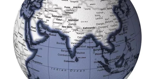 اقیانوس هند و دریاهای حاشیه‌ای آن