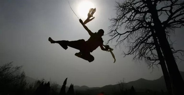 راهبان شائولین علیه دزدان دریایی ژاپنی: نبردی حماسی در تاریخ چین