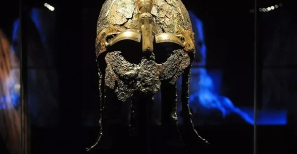 آیا وایکینگ‌ها واقعاً کلاه‌خود شاخ‌دار می‌پوشیدند؟ افسانه یا واقعیت؟