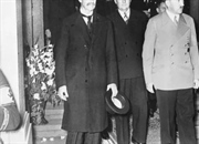 توافقنامه مونیخ: چگونه صلح‌طلبی به جنگ جهانی دوم دامن زد؟