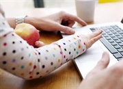 تاریخچه کیبورد کامپیوتر: از ماشین تحریر تا صفحه لمسی