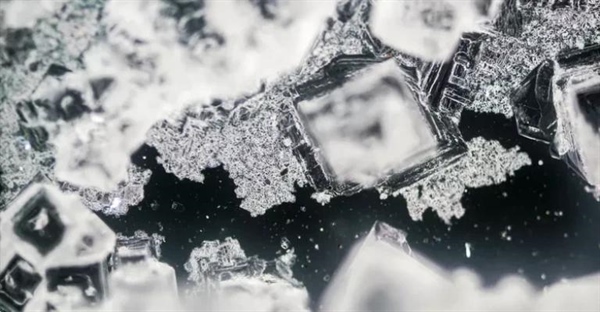 فرآیند تبلور چیست؟ از تعریف تا روش‌ها + مثال