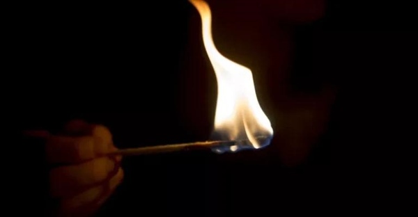 آتش چیست؟ حالت ماده آتش: گاز، مایع یا جامد؟