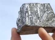 روی: خواص، کاربردها و هر آنچه باید درباره این فلز حیاتی بدانید