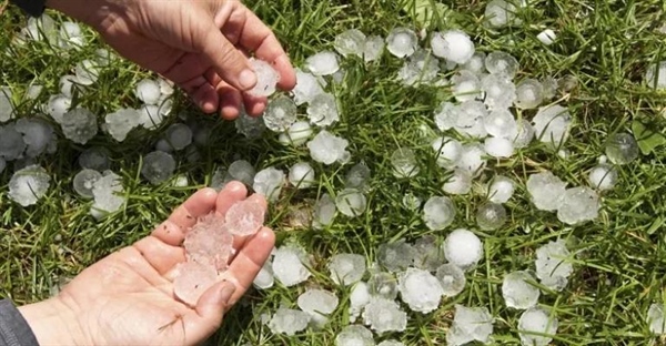 تگرگ چیست؟ چگونه تشکیل می‌شود؟ چرا در تابستان رخ می‌دهد؟