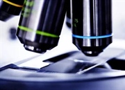 تاریخچه میکروسکوپ: از عدسی دستی تا فناوری نانو