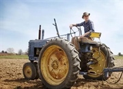 تاریخچه گاوآهن: از ابزارهای ابتدایی تا تراکتورهای مدرن