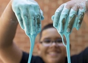 طرز تهیه اووبلک: اسلایم شگفت‌انگیز با نشاسته ذرت (راهنمای کامل)