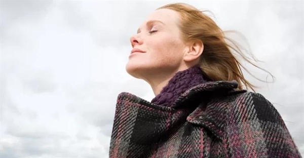 آروماتراپی اتمسفری: بوی باران چه رازی در خود پنهان دارد؟