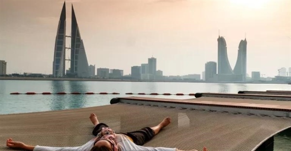 بحرین: گنجینه‌ای در خلیج فارس - تاریخ، جغرافیا و فرهنگ