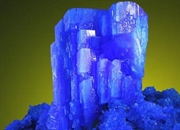 انواع کریستال‌ها: اشکال شگفت‌انگیز و ساختارهای منحصربه‌فرد