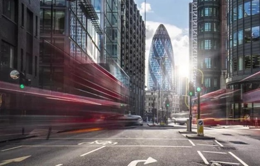 لندن: سفری در تاریخ و جغرافیای پایتخت بریتانیا