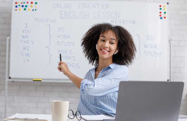 معلم زبان انگلیسی