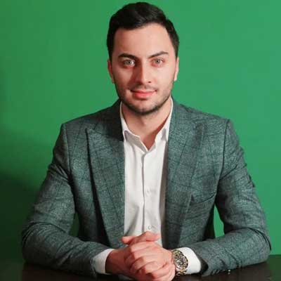 رضا آرش نیا